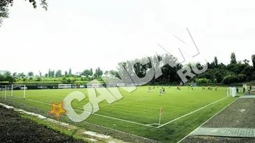 Ontanu demareaza un proiect de 400.000 de euro la fosta baza sportiva FRB! Transforma o ruina intr-un teren de fotbal de lux!