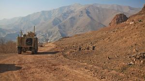Atac terorist în Afganistan. Zeci de persoane și-au pierdut viața 