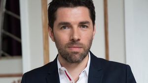 Alex Dima a creat un ghid pentru „turism civilizat“ după o zi petrecută pe litoralul românesc: ”Ştiu, n-avem drumuri. Dar nici bun simţ“