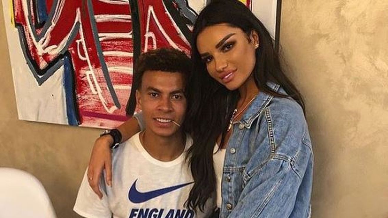 În 2018 a fost aleasă cea mai sexy iubită de fotbalist din lume, iar acum... Cum arată în prezent Ruby Mae, ex-partenera lui Delle Ali | GALERIE FOTO