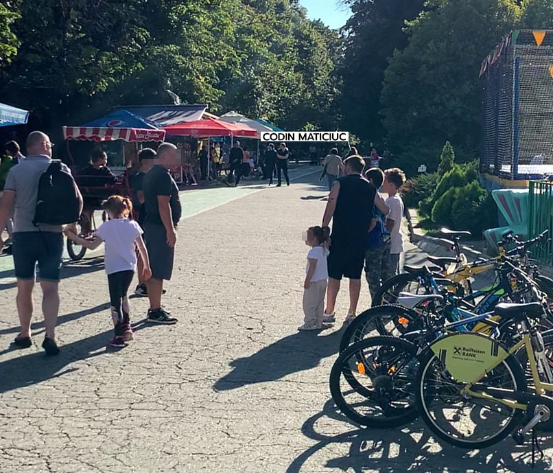Codin Maticiuc i-a făcut toate poftele Smarandei, în parc / Sursă foto: CANCAN.RO