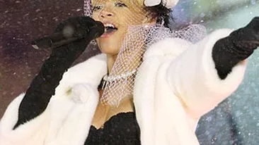 Rihanna, nu ai inghetat?