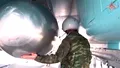 Momentul în care Rusia lansează o bombă glisantă FAB-3000 „devastatoare”, de trei tone, asupra unui orășel ucrainean