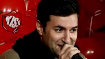 Smiley nu se mai satura de iubire: Daca Valentine's Day si Dragobetele s-ar sarbatori zilnic, ar fi minunat