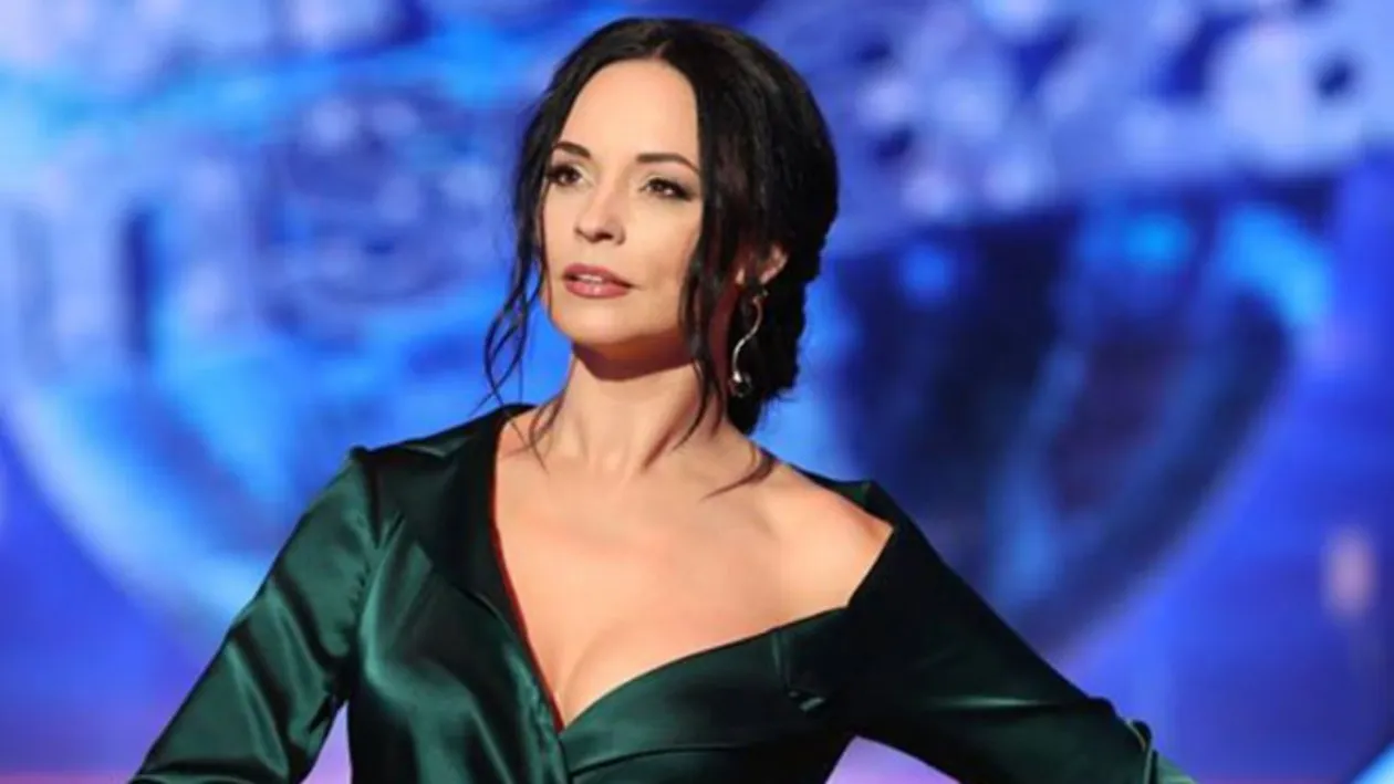 Cum arăta Andreea Marin, în urmă cu 25 de ani, când a apărut pentru prima oară pe micile ecrane: ”Nu știu când a trecut timpul”