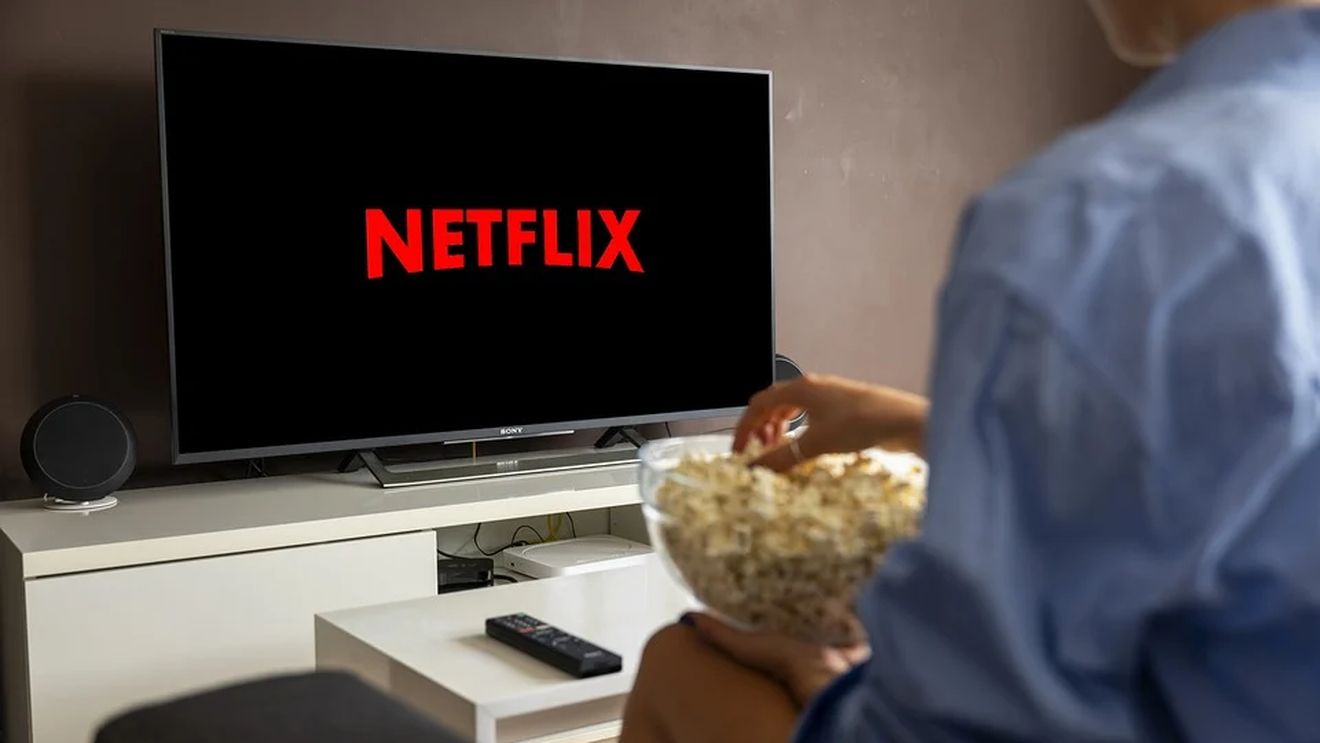 Netflix ar putea avea abonamente mai ieftine, dar cu reclame. Decizia radicală pe care vrea să o ia Reed Hastings, CEO-ul companiei