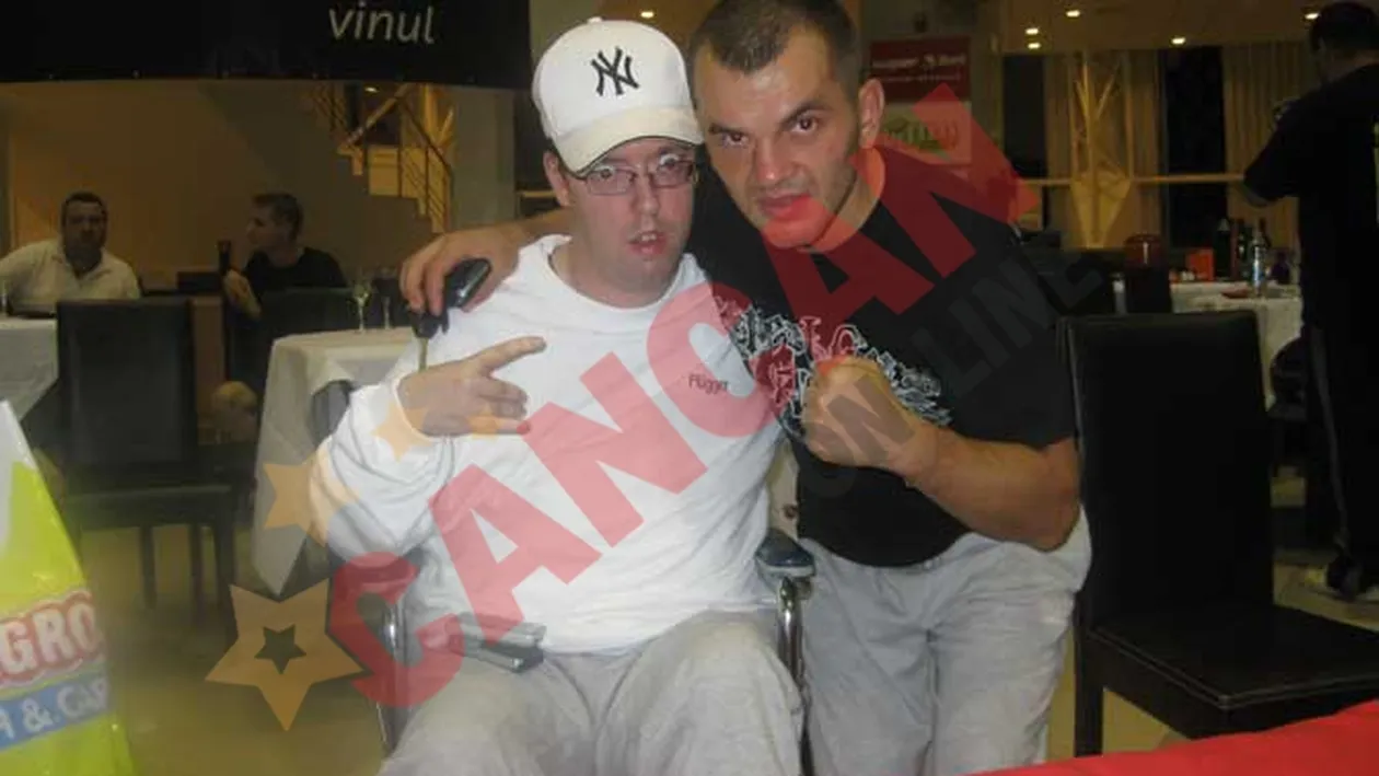 George Olteanu: Cine cumpara manusile semnate de Pamela ma salveaza!