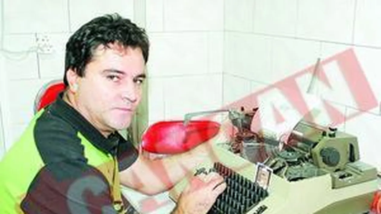 Deseneaza la masina de scris