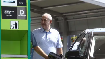 Primele imagini cu Dorin Cocos in libertate! Ce face fostul sot al Elenei Udrea dupa ce blonda a aparut alaturi de noul ei iubit!