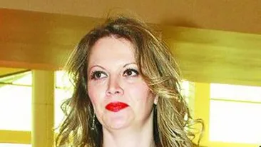 Oana Lis este urmarita de ghinioane! Ii fac probleme dentistii!