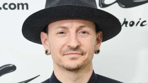 Prima reacţie a trupei LINKIN PARK, după ce solistul CHESTER BENNINGTON s-a sinucis. Lumea muzicală e în doliu! Ce a transmis RIHANNA