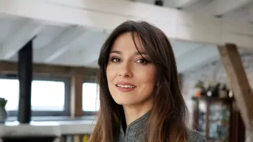 Dana Rogoz și Radu Dragomir, în vacanță la Viscri. Cum arată locuința pe care și-au achiziționat-o