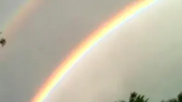 Sa vezi si sa nu crezi! In America a aparut curcubeul dublu! Vezi aici cum arata!