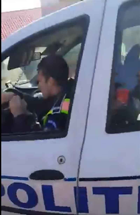 Caz revoltător în România. Poliţia i-a reţinut permisul unui şofer care ar fi refuzat să dea şpagă. Dialog halucinant