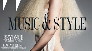 Christina Aguilera a uimit cu noua silueta! A pozat goala pentru coperta revistei "W"!