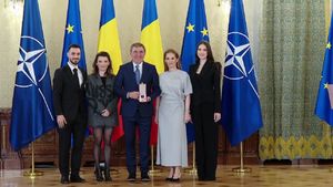 Ținutele familiei Hagi, sub lupa specialistului! A fost destul de... „Lungimea nu o avantajează în totalitate”