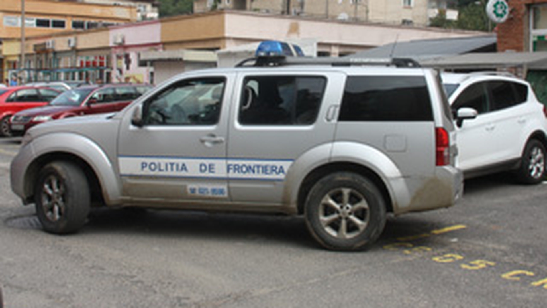 Trei tineri, cercetati pentru posesie de droguri!