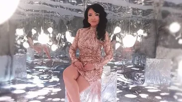 Andreea Mantea, cină într-un cadru de poveste în vacanță: “Cavalerul meu”