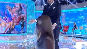 Prima reacţie a lui Cătălin Botezatu, când Victor Slav a vrut să “fugă“ cu Otilia de la “Bravo, ai stil!”! Designerul nu s-a putut abţine: “Bianca…”