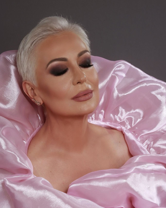 Monica Anghel a ajuns pe masa de operație! Ce s-a întâmplat cu artista: „Am luat cea mai bună decizie”