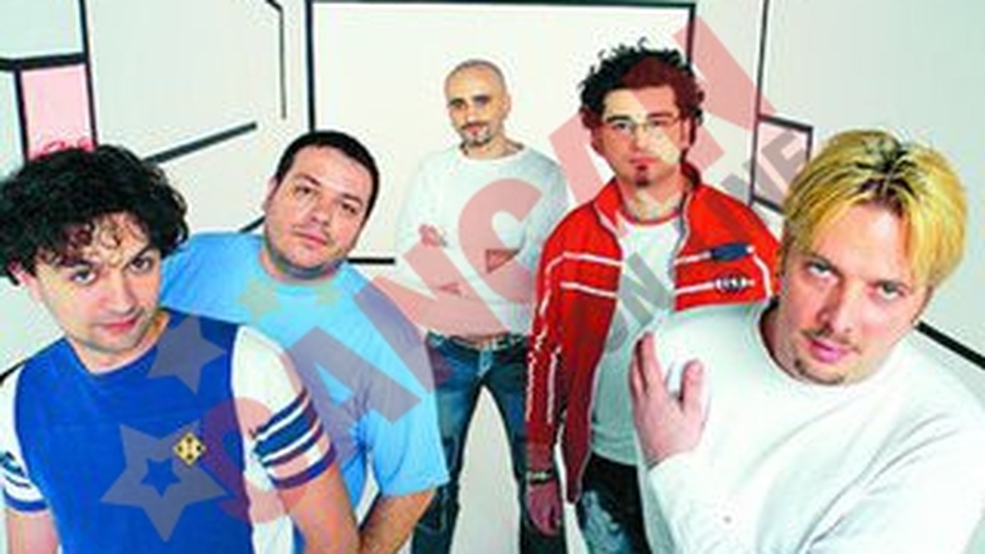 Voltaj intra in turneu! Concerteaza in mai multe orase din tara!