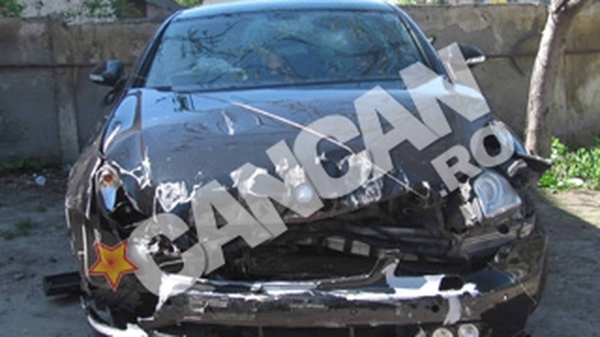 Fiul lui Caiac a facut accident la Craiova! Era baut si a intrat intr-un gard!