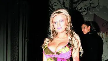 Sanziana Buruiana: Ma vad in Parlamentul Romaniei cu Partidul Fotomodelelor