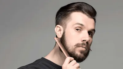Motivele pentru care unor bărbați nu le crește barba. 5 factori care influențează părul facial