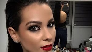 Iuliana Luciu, terorizată de riduri la doar 29 de ani! Fosta asistentă TV a dat fuga la cabinet pentru intervenţii estetice să scape de problemă