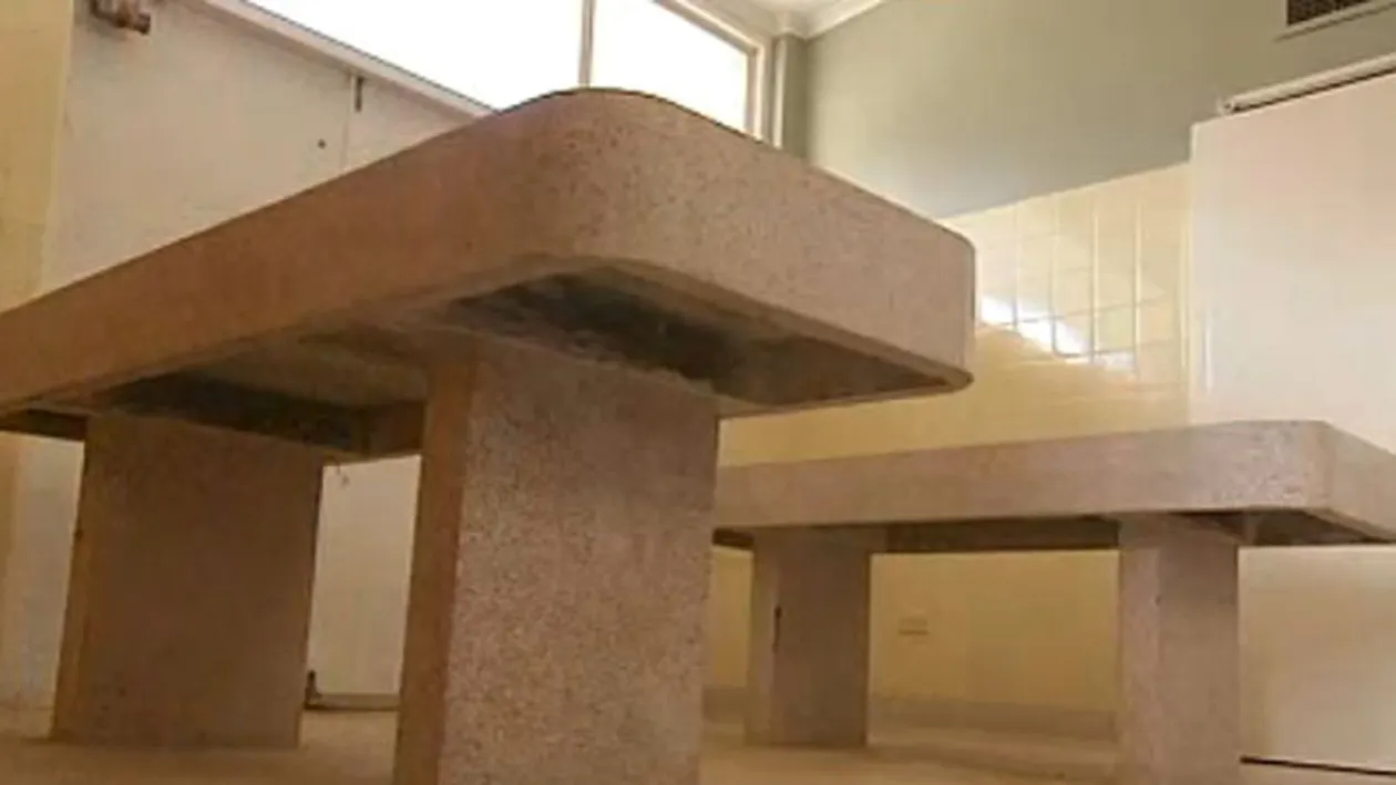 Mori dupa o vacanta sau mort de oboseala? Morga unui azil psihiatric din Australia va fi transformata in hotel