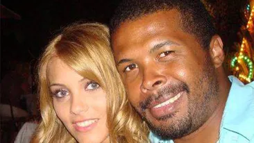 Cadou pentru admiratoare! Cei mai ravniti barbati din showbiz s-au pozat in ipostaze sexy! Vezi ce au pregatit si pentru iubite