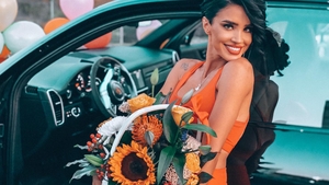 Adelina Pestrițu și-a schimbat mașina. Câți bani costă bolidul negru pe care îl conduce acum