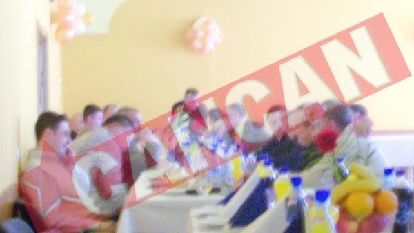 Chef cu manele la pomana unui politist