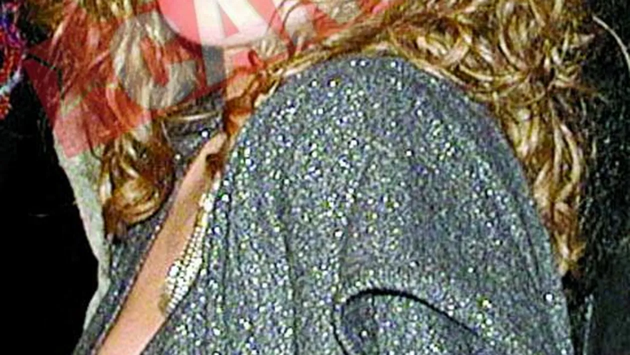 Femeia Pisica, indragostita lulea