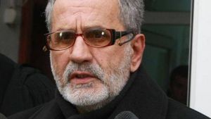 Tatăl Mădălinei Manole are coronavirus. Primele declarații ale fratelui regretatei artiste: „Când am ieșit, nu l-am găsit bine”