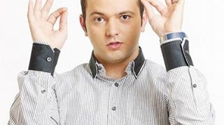 Mihai Morar ia la misto bambooistele! "Astazi am descalecat pe o insula minuscula, pustie"