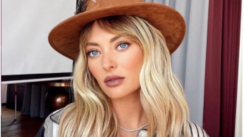 Delia, schimbare de look radicală! Vedeta și-a indus fanii în eroare: "Am crezut că e perucă"