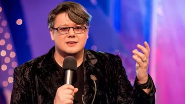 Pe ea o roagă an de an Fuego să împodobească bradul ;). Cum arată, de fapt, mama artistului