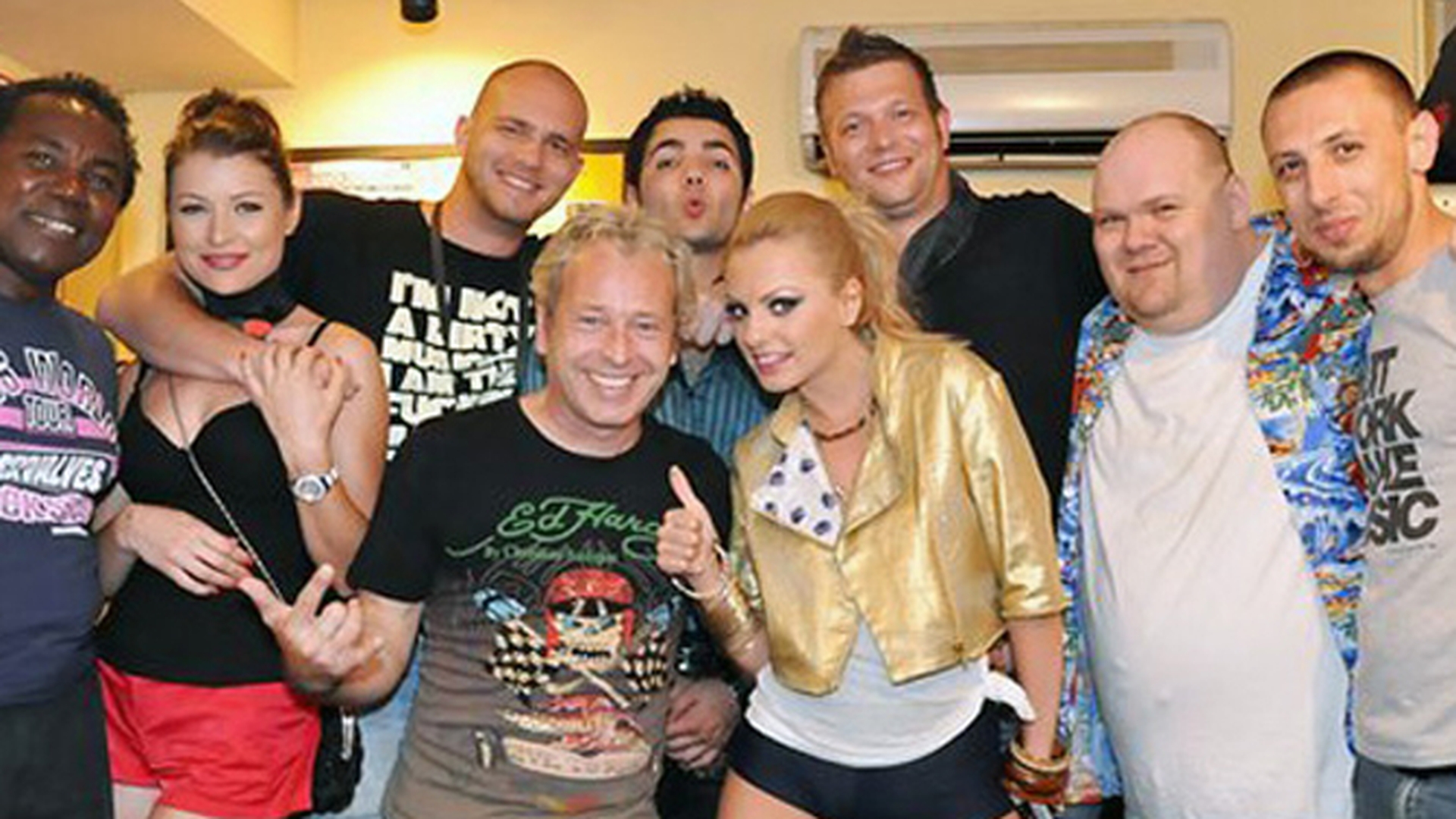 Alexandra Stan, in vacanta la Mallorca
