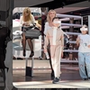 Andreea Bălan, învinsă de propriile fete la shopping! Artista a trebuit să stea puțin jos în mall, Clara și Ella i-au dat clasă!