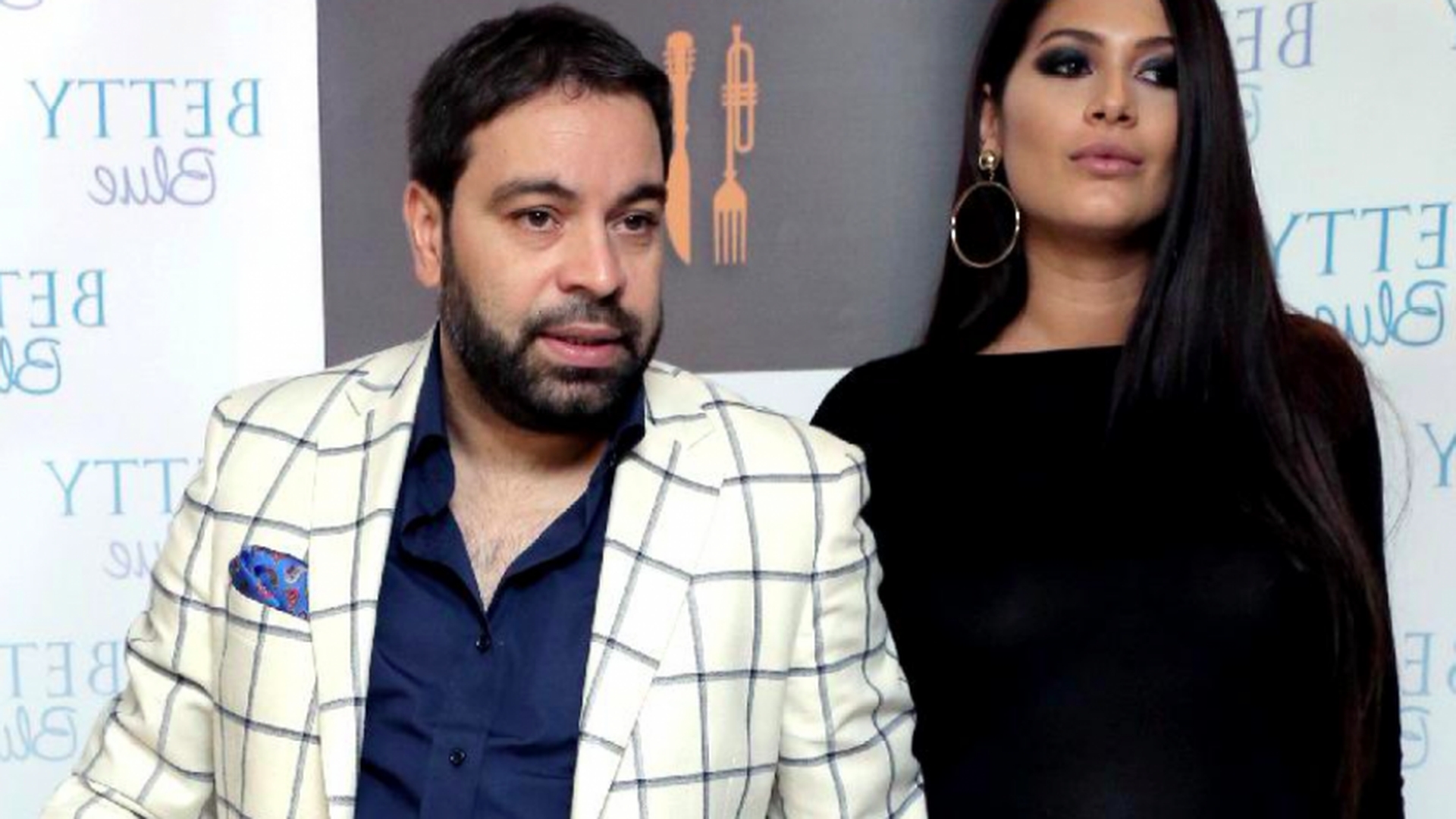 S-a aflat tot! Cine este vedeta Playboy cu care Florin Salam a filtrat? Roxana Dobre a văzut tot