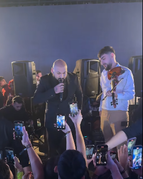 Ce i-a făcut un fan lui Dani Mocanu. Manelistul s-a indignat: „N-ai cum să mă iei la mișto că…”