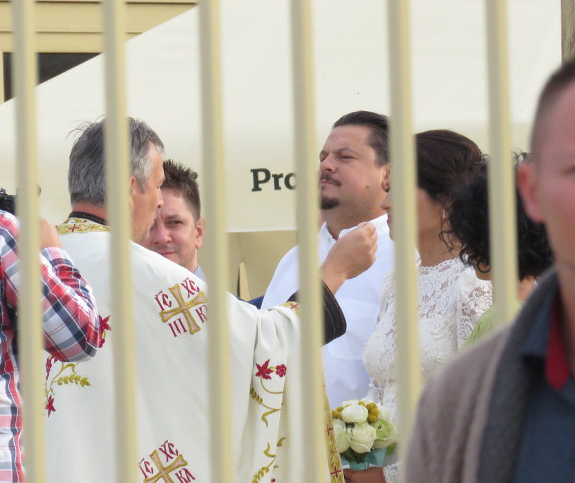 EXCLUSIV! Primele imagini de la nunta lui Mihai Bobonete din Vama Veche