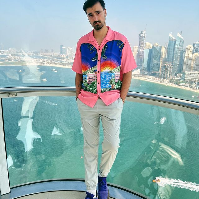 CANCAN.RO vă prezintă topul celor mai înalte vedete din România. Liviu Teodorescu ocupă locul 4 / (Foto: Instagram)