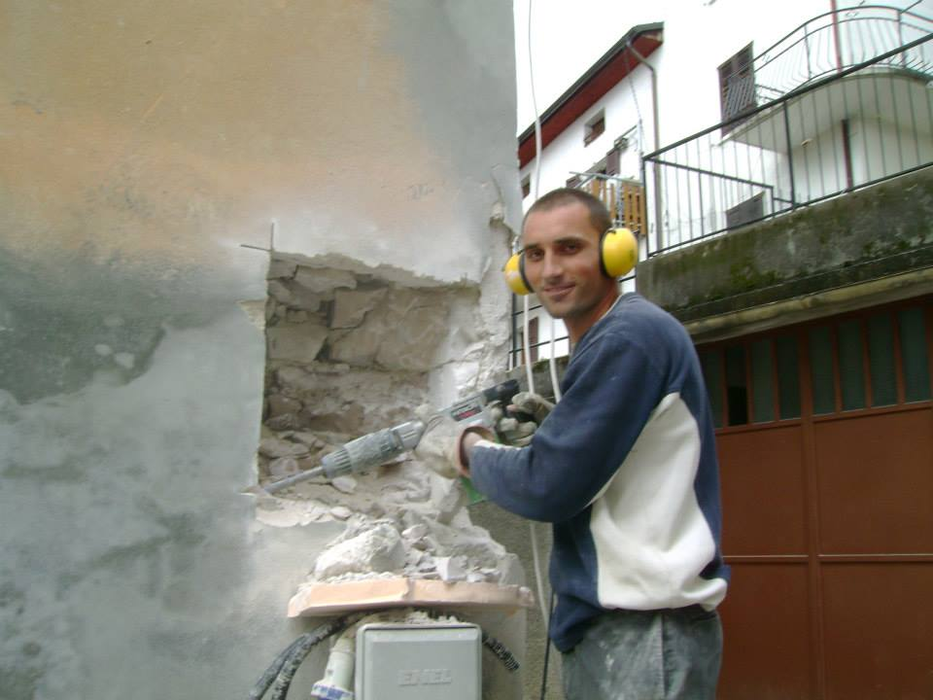 Gheorghe Dincă l-a sunat pe fiul său din arest. Cu ce se ocupă Ionuț: ce i-a spus la telefon?