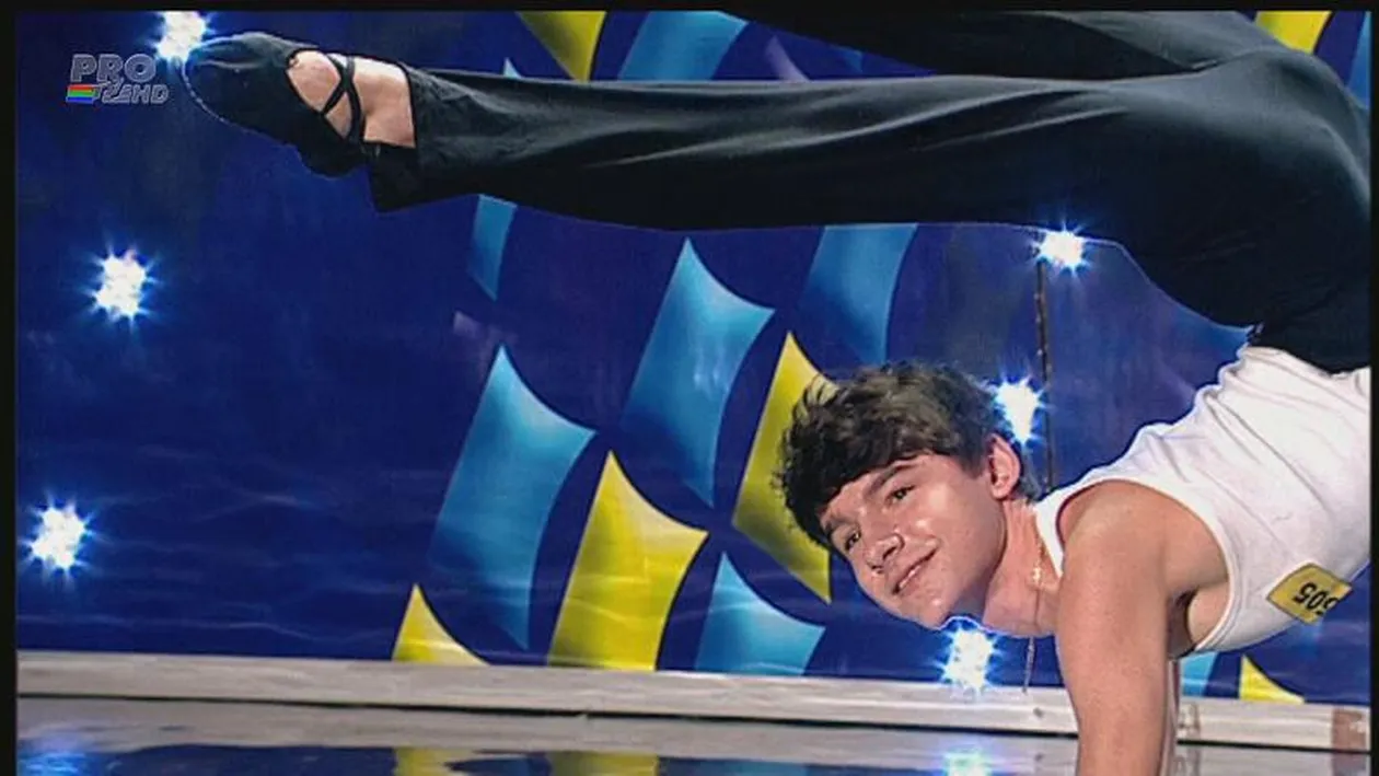 Măruţă cu Zlata, Andra cu Darius! Un puşti de 14 ani a întrecut-o pe cea mai flexibilă femeie din lume la Românii au Talent