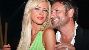 Prima reacţie a lui CĂTĂLIN BOTEZATU după ce BIANCA DRĂGUŞANU a confirmat că este însărcinată! Ce a spus acesta despre VICTOR SLAV