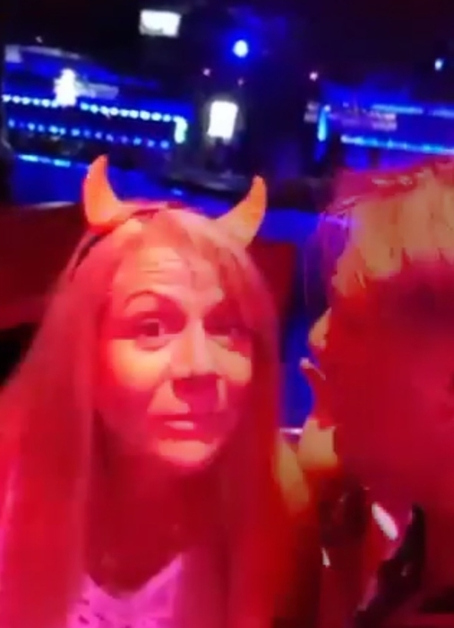 Cornel Galeş a dus-o pe blonda Viviana în Thailanda! Ipostazele în care s-a fotografiat cu presupusa lui iubită