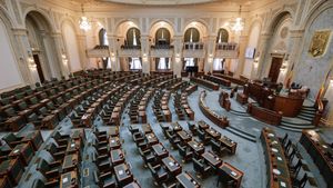 S-a decis! Câți bugetari vor fi dați afară, de fapt. Anunțul venit de la Guvern