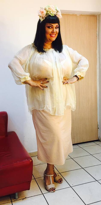 Ozana Barabancea a slăbit 18 kg în două luni! Cum arată artista după operaţia de micşorare a stomacului